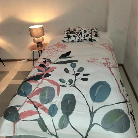 Cosy 1 Bedroom With Terrace And Sauna, Location Huoneisto